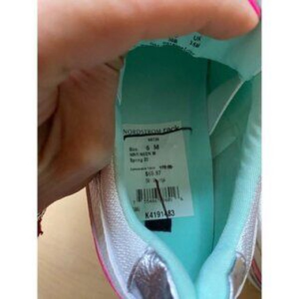 DKNY White Sneakers with Mint Green Interior - Picture 8 of 9